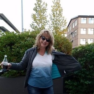 Meet your Posher, Sandra